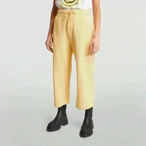 FRAME
Cropped Wide-Leg Sweatpants - Picture 4 of 10